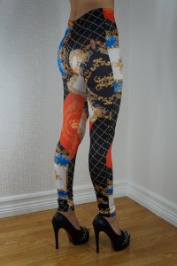 The Queen Leggings
