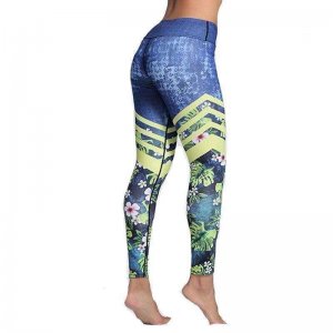 Really Stylish Leggings With Leaves